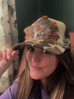 Camo Feather Embellished Trucker Hat - Turquoise Accent